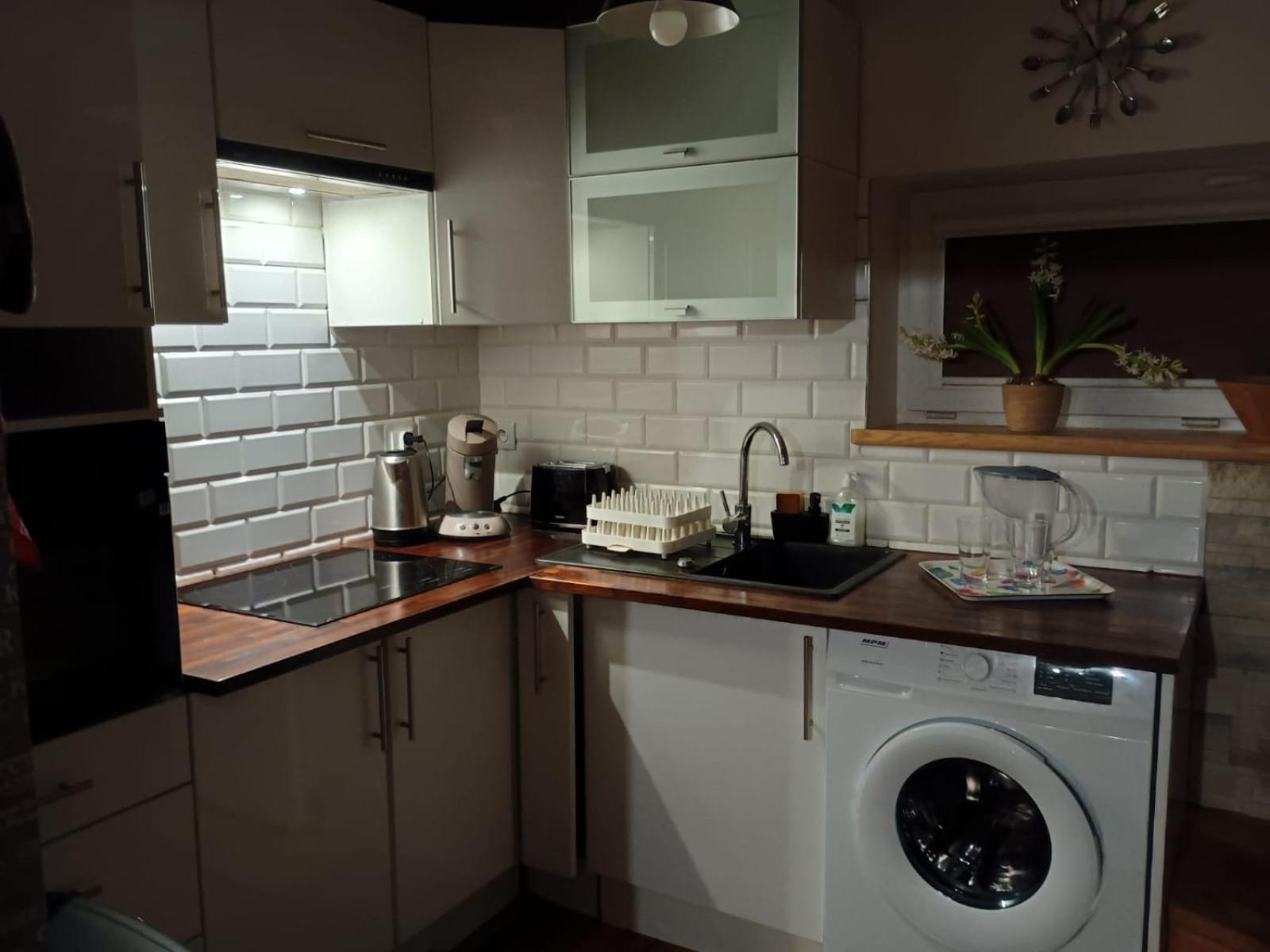 Apartament Pod Lasem Tenczynek Екстер'єр фото