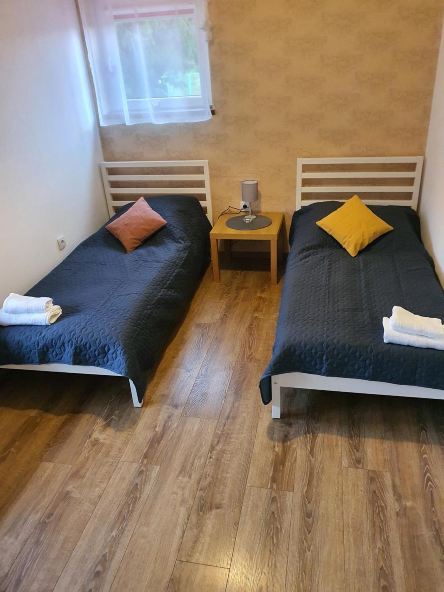 Apartament Pod Lasem Tenczynek Екстер'єр фото